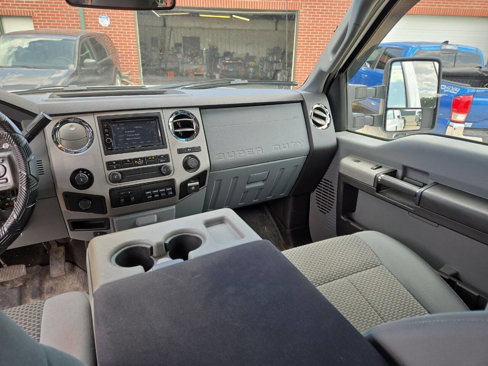 Used 2015 Ford F250 XLT image 9
