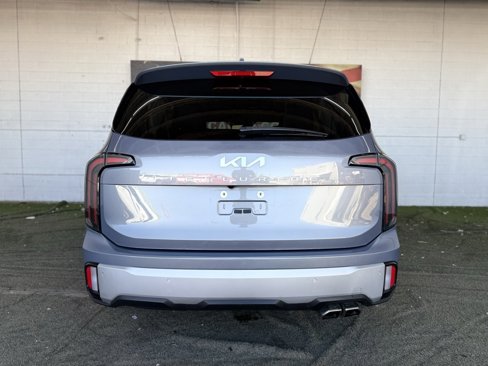 Used 2023 Kia Telluride EX w/ EX Captain's Chair Package image 7