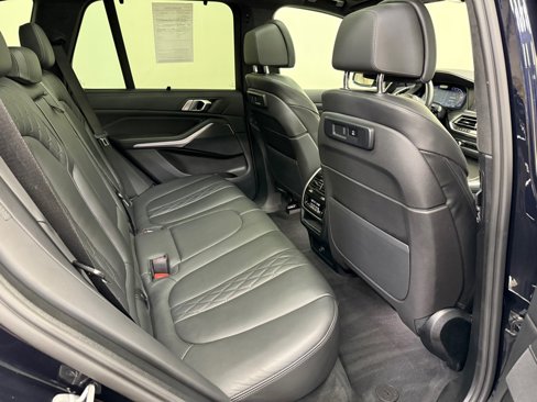 Used 2022 BMW X5 xDrive40i w/ M Sport Package image 14
