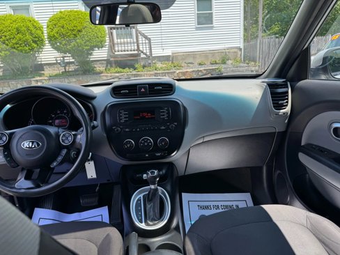 Used 2015 Kia Soul image 18
