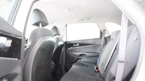 Used 2018 Kia Sorento LX image 15
