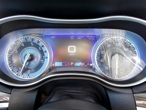 Used 2022 Chrysler 300 Touring L w/ Popular Equipment Group image 34