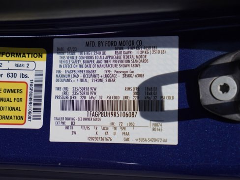 Used 2024 Ford Mustang EcoBoost image 28