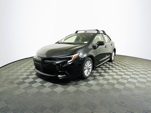 New 2025 Toyota Corolla SE image 4
