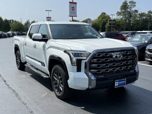 Used 2024 Toyota Tundra Platinum image 11