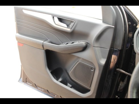 Used 2021 Ford Escape SEL image 18