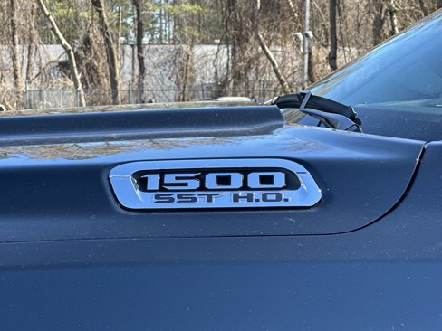 New 2025 RAM 1500 Limited image 14