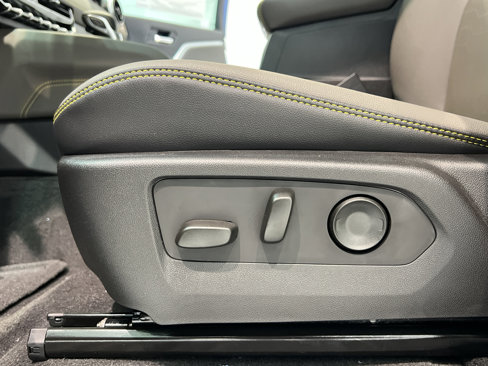New 2025 Chevrolet Colorado ZR2 w/ Technology Package image 14