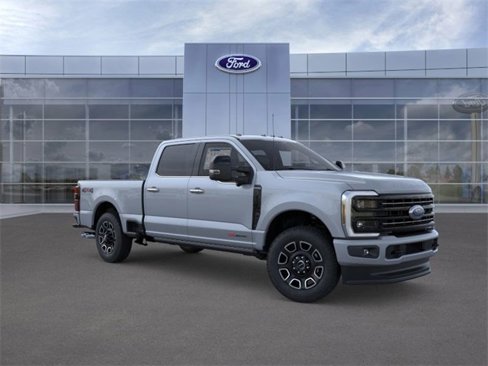 New 2025 Ford F250 4x4 Crew Cab Super Duty image 7