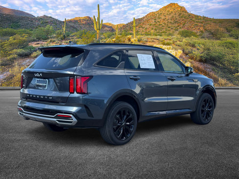 Certified 2022 Kia Sorento SX image 4