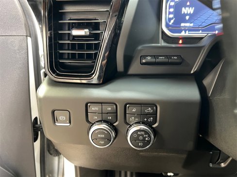 Used 2024 GMC Sierra 3500 AT4 w/ Technology Package image 36