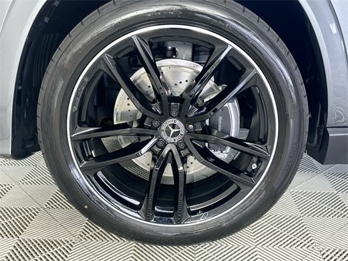 New 2026 Mercedes-Benz GLS 580 4MATIC image 32