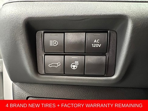Used 2023 Toyota Highlander Limited image 41