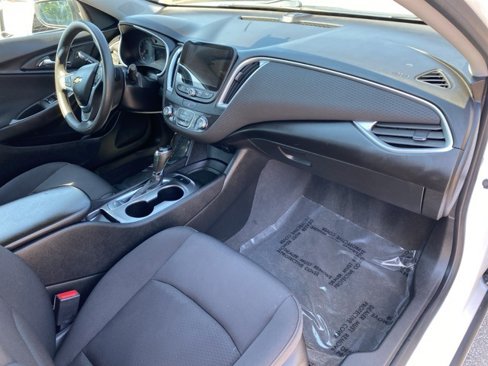 Used 2019 Chevrolet Malibu LS image 26