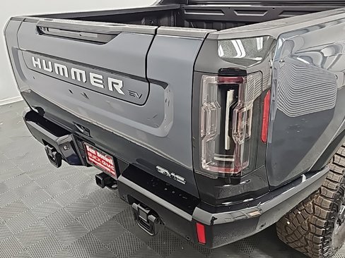 New 2025 GMC Hummer EV 3X w/ Extreme Off-Road Package image 8