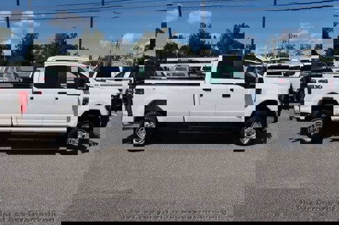 Used 2019 Ford F250 XL w/ Power Equipment Group image 6