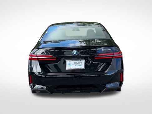 New 2026 BMW 550e xDrive w/ Executive Package image 7