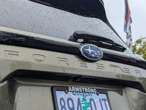 Certified 2025 Subaru Forester Limited image 33