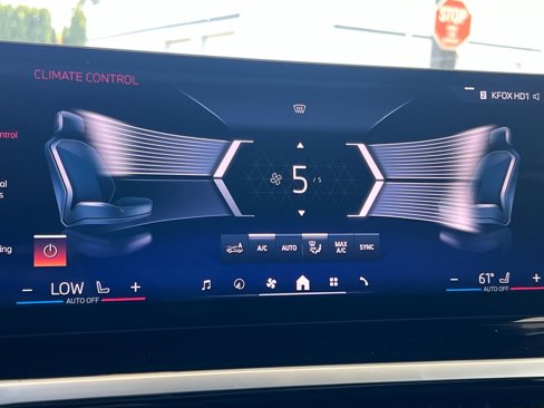 Used 2024 BMW i4 eDrive35 w/ Premium Package image 20