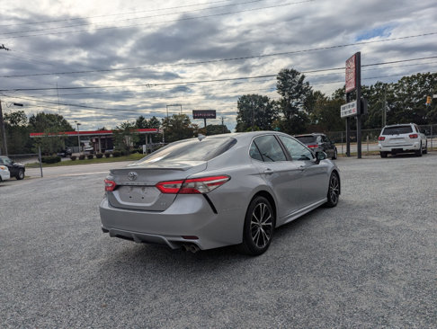 Used 2020 Toyota Camry SE image 7