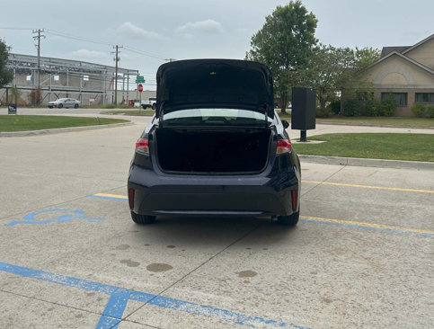 Used 2020 Toyota Corolla LE image 8