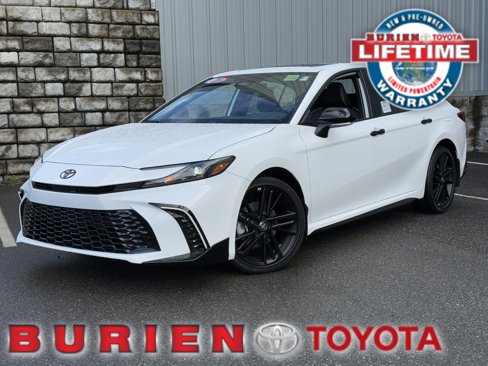 New 2026 Toyota Camry Hybrid w/ Multimedia Upgrade Package image 1