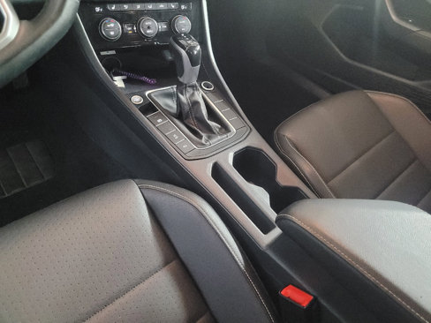 Used 2024 Volkswagen Jetta SE image 26