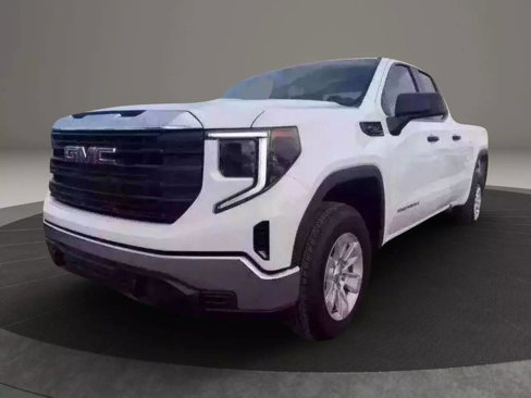 Used 2024 GMC Sierra 1500 Pro w/ Pro Value Package image 2