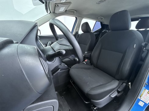 Used 2023 Nissan Kicks S image 10