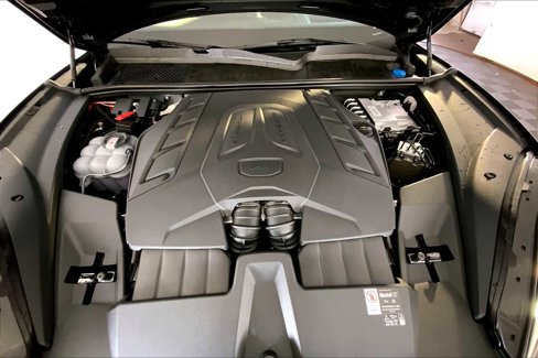 New 2025 Porsche Cayenne GTS image 21