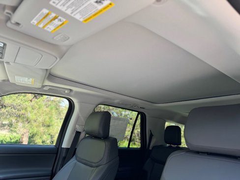 New 2025 Ford Expedition Active image 12