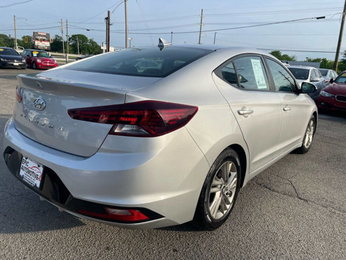 Used 2019 Hyundai Elantra SEL w/ Cargo Package image 5