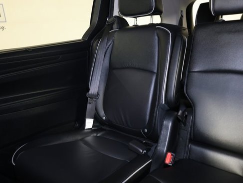 New 2026 Honda Odyssey Touring image 11