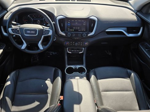 Used 2024 GMC Terrain SLT image 20