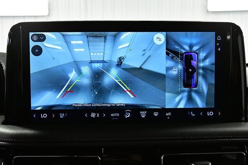Used 2025 Lincoln Aviator AWD image 22