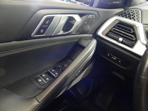 Used 2025 BMW X6 xDrive40i image 21