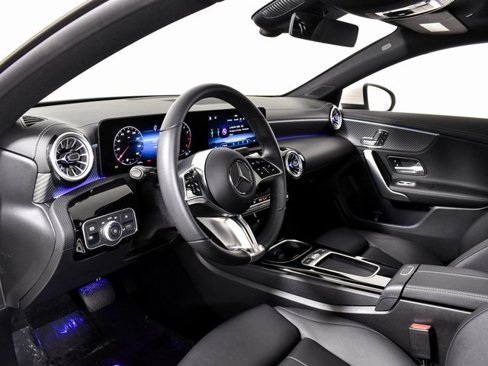 Certified 2025 Mercedes-Benz CLA 250 image 16