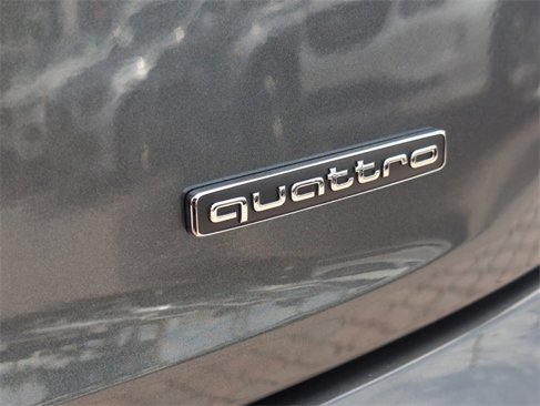 Used 2022 Audi Q5 2.0T Premium w/ Convenience Package image 13