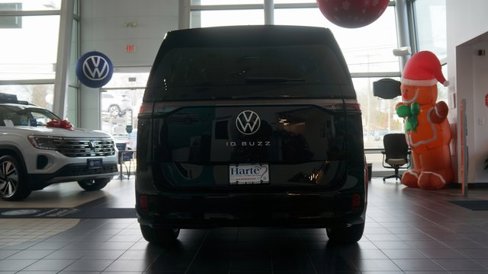 New 2025 Volkswagen ID. Buzz Pro S image 5