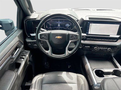 Used 2024 Chevrolet Silverado 2500 LTZ w/ LTZ Plus Package image 24