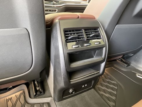 New 2026 BMW X5 xDrive50e w/ Premium Package image 25