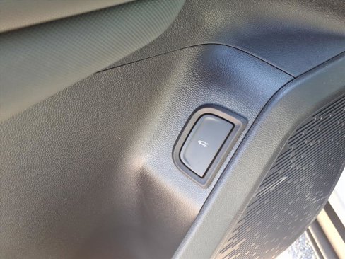 New 2026 GMC Terrain AT4 w/ Convenience Package III image 9