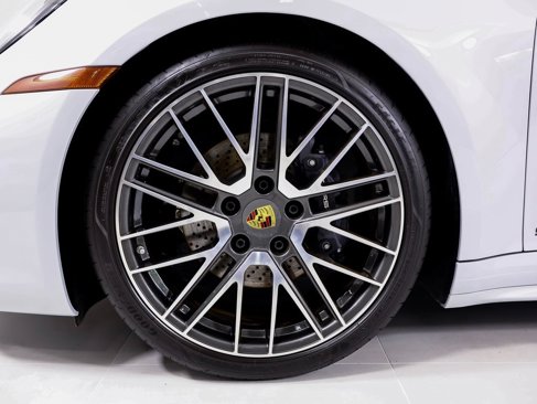 Certified 2024 Porsche 911 Carrera image 25