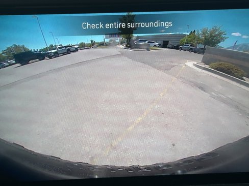 Used 2024 Jeep Wrangler Unlimited Rubicon w/ Safety Group image 15