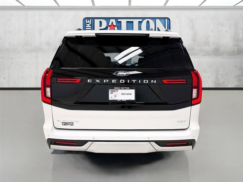 New 2025 Ford Expedition Max Platinum image 6