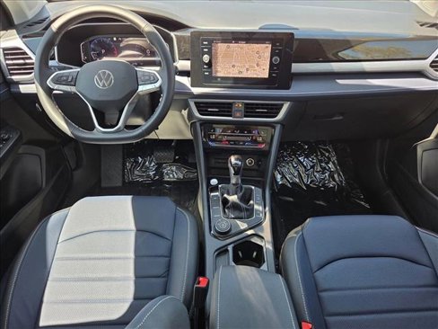 New 2025 Volkswagen Taos SEL image 16