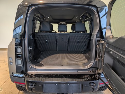 New 2026 Land Rover Defender 110 S image 5