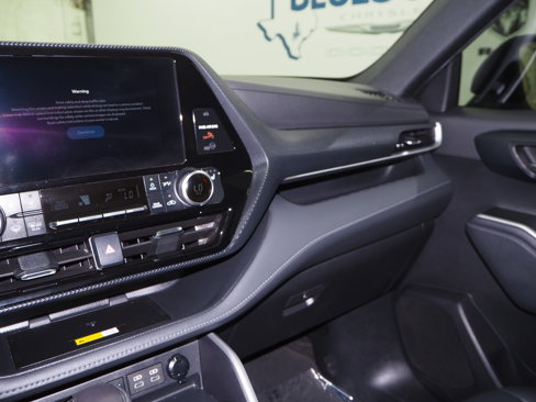 Used 2023 Toyota Highlander XSE image 20