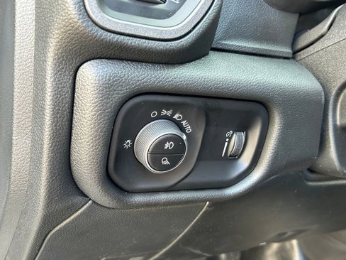 New 2026 RAM 3500 Tradesman w/ Chrome Appearance Group image 40