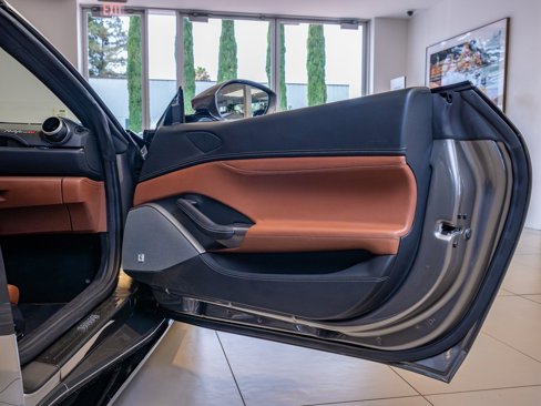 Used 2022 Ferrari Portofino M image 21